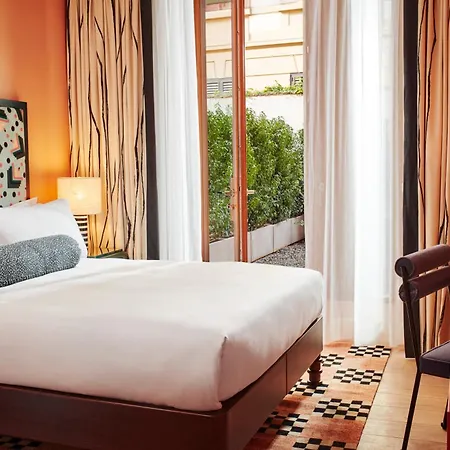 The Hoxton, 4*