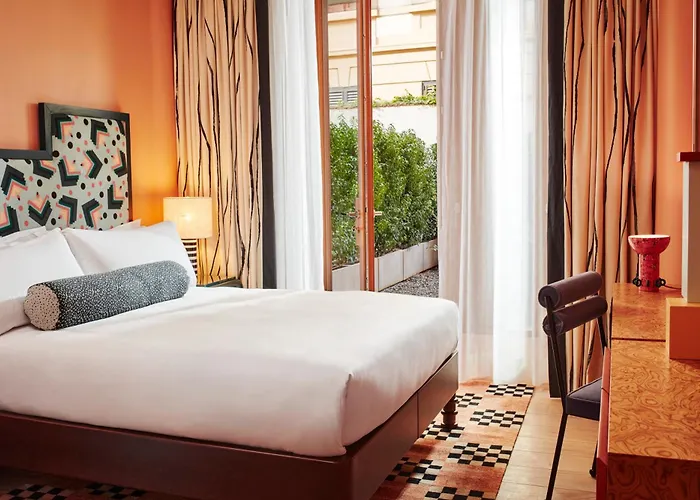 The Hoxton, 4*