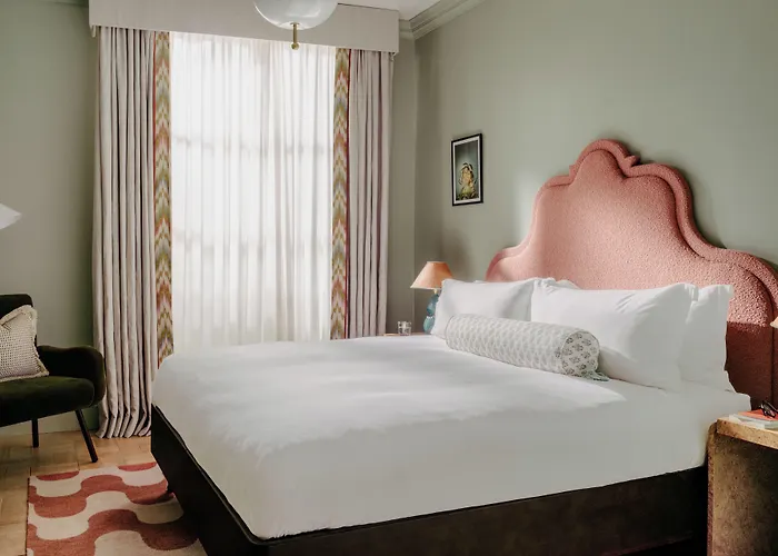 Szálloda The Hoxton, 4*